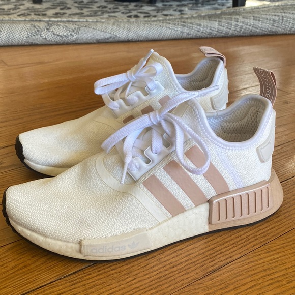 adidas Shoes - Adidas Boost sneakers